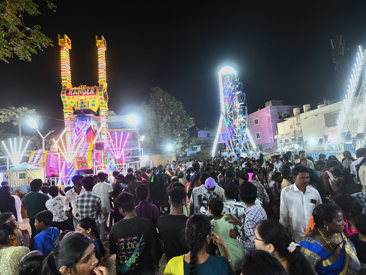 Gunadala Mary Matha Festival Begins At Vijayawada Photos14