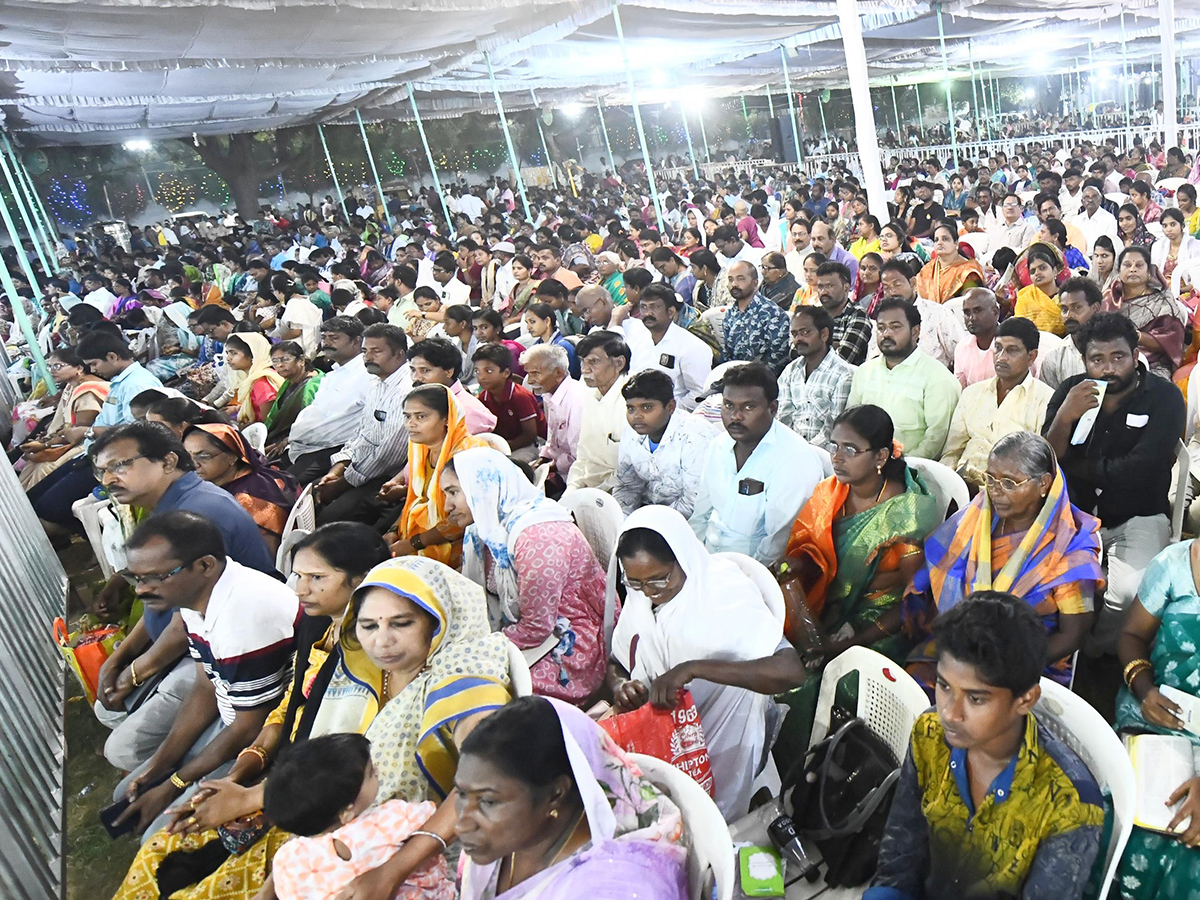 Gunadala Mary Matha Festival Begins At Vijayawada Photos3