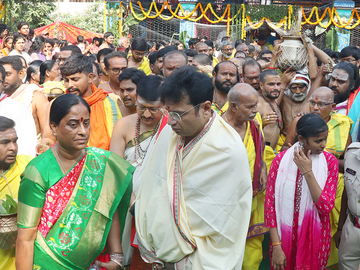 Maha Kumbhabhishekam In Kaleshwaram Mukteswara Temple3