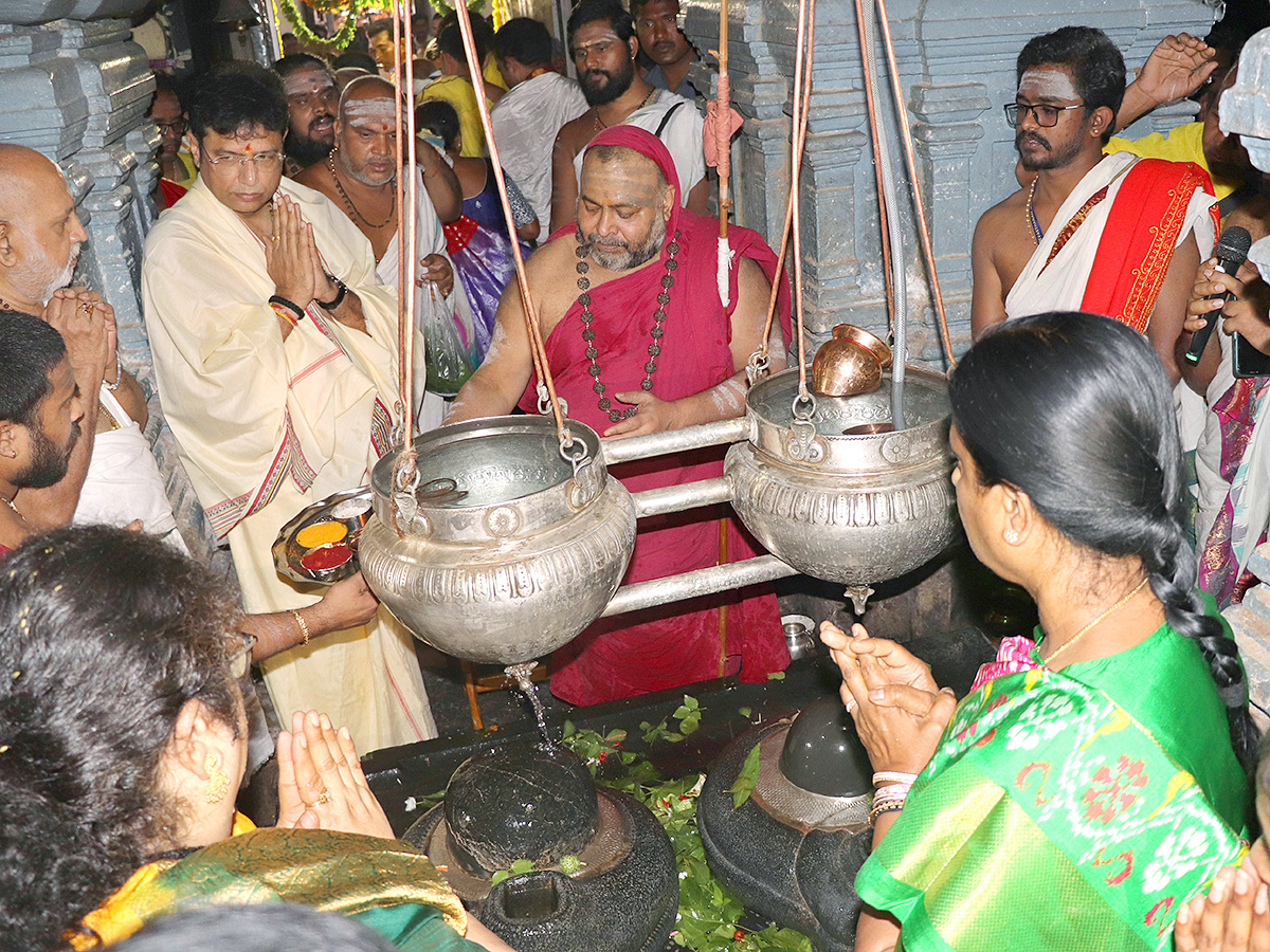 Maha Kumbhabhishekam In Kaleshwaram Mukteswara Temple9