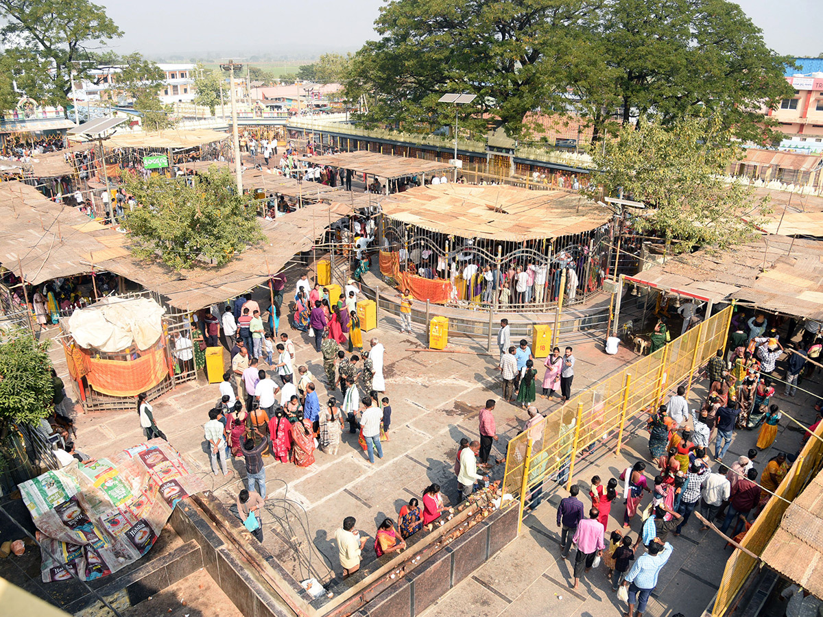 Mini Medaram Jatara To Begin Photos5