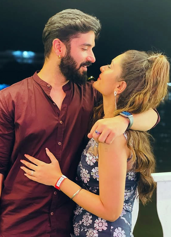 Mangalavaram movie beauty Payal Rajput wished her boyfriend on his birthday9