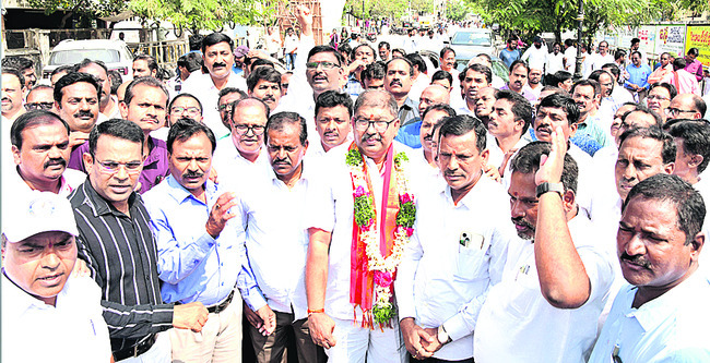 ఆఖరిరోజు అట్టహాసంగా..3