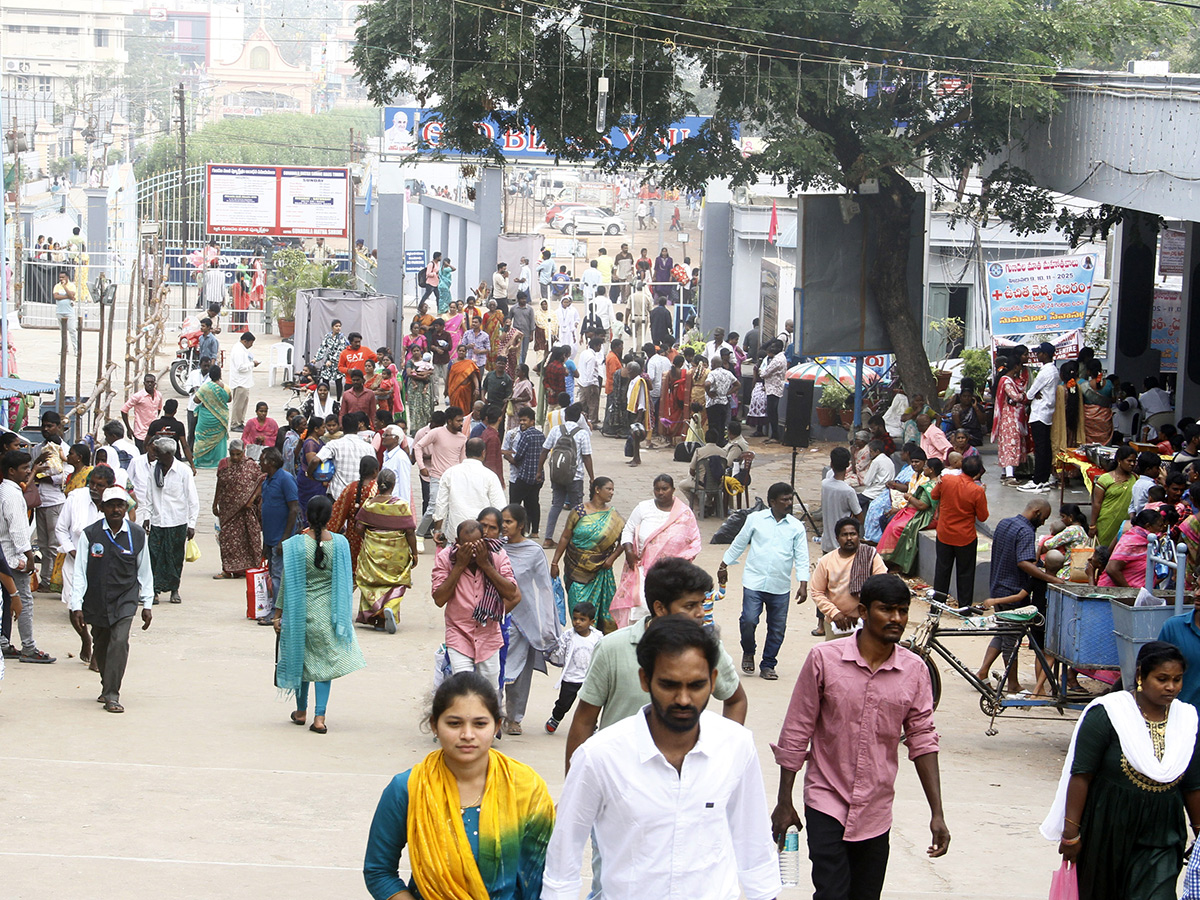 Gunadala Mary Matha Festival at Vijayawada Photos14