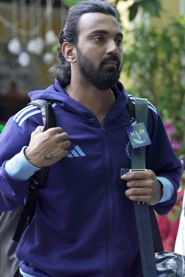 IND vs ENG: Team India Arrives in Ahmedabad for 3rd ODI Photos14