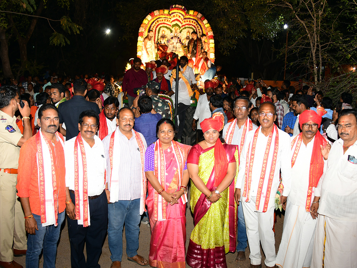 Sri Venkateswara Swamy Shobha Yatra at Karimnagar2