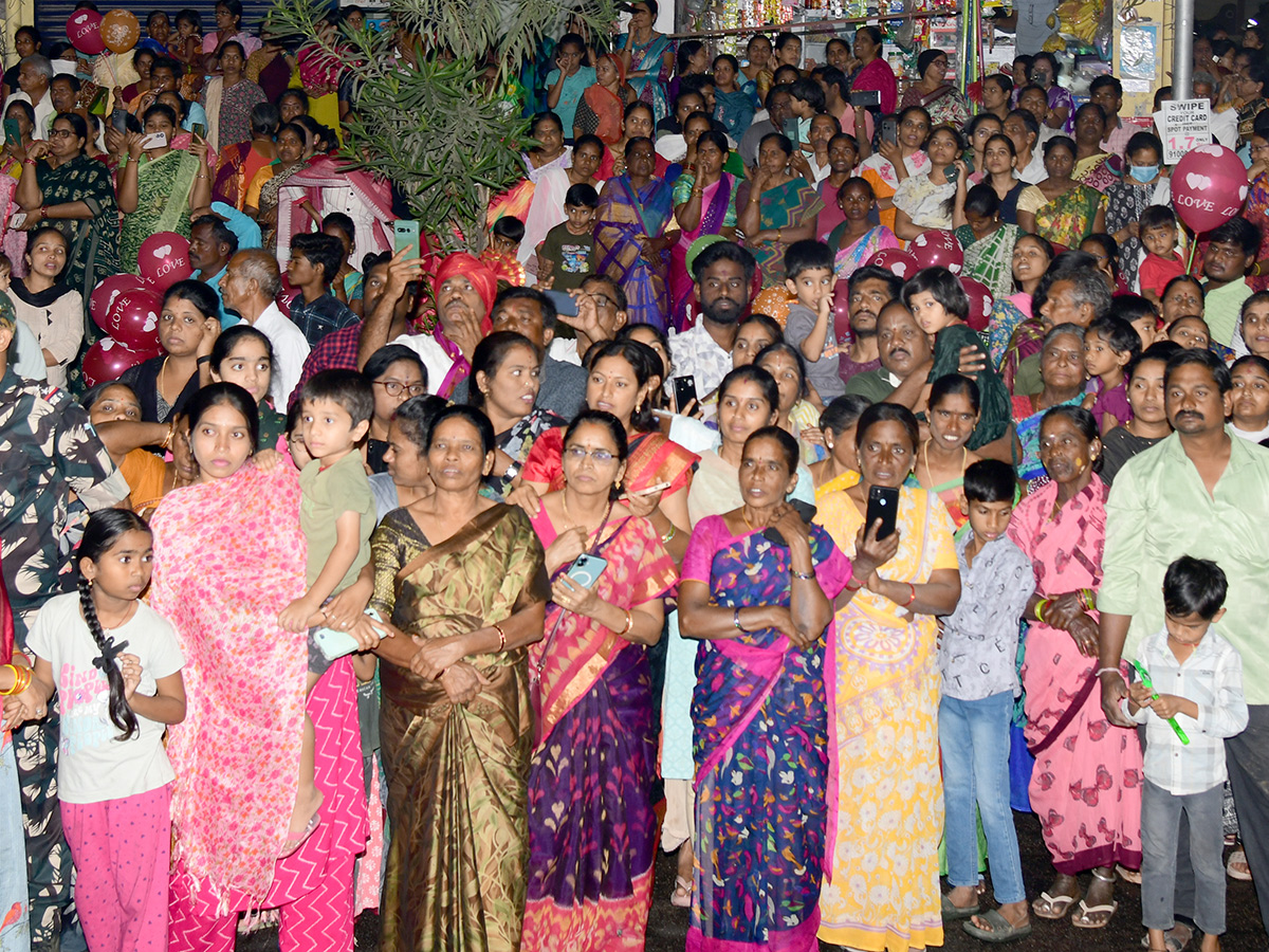 Sri Venkateswara Swamy Shobha Yatra at Karimnagar5