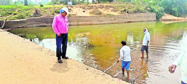 ‘మండమెలిగె ’కు పూజారులు సిద్ధం..4