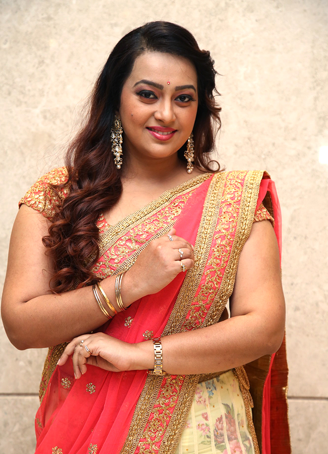 Actress Ester Noronha Latest Photos14