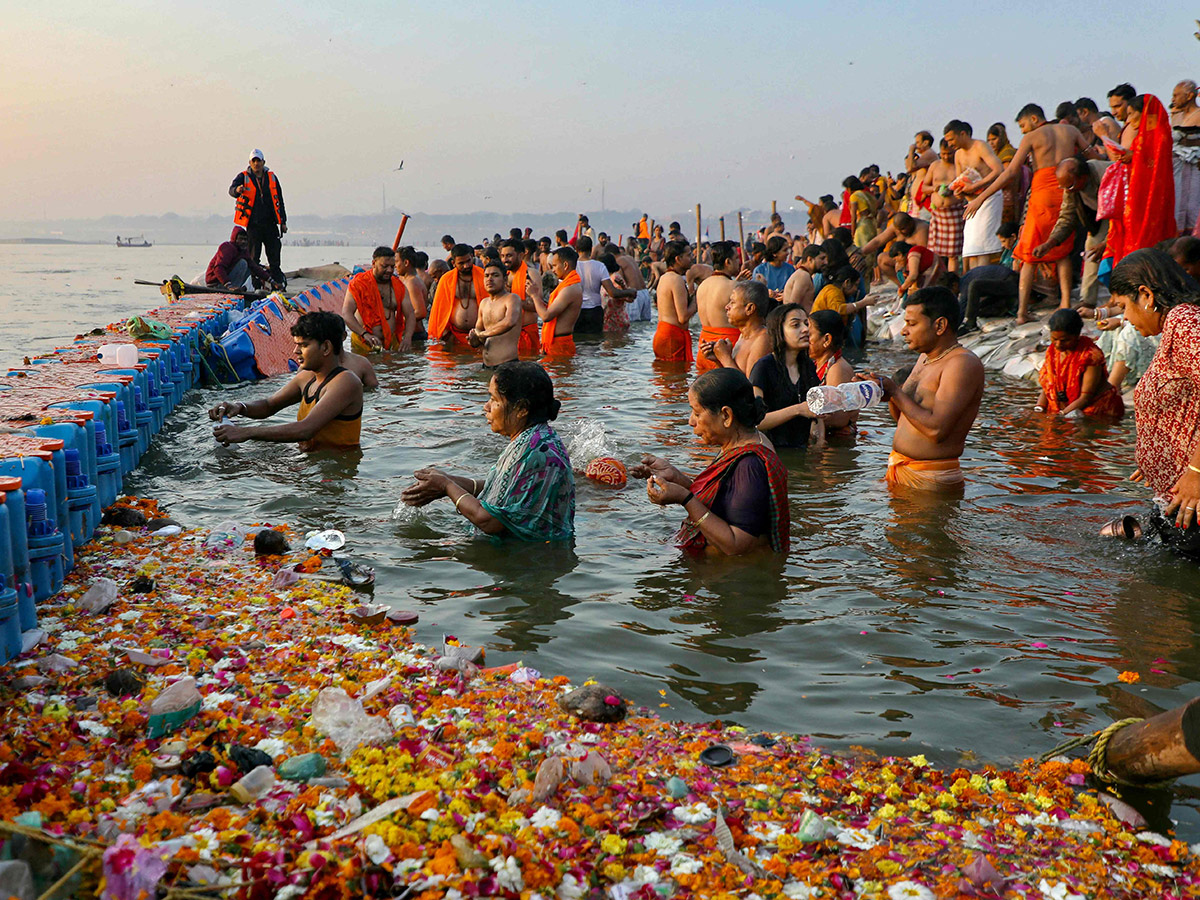 occasion on Maghi Purnima during the Maha Kumbh 2025 in Prayagraj18