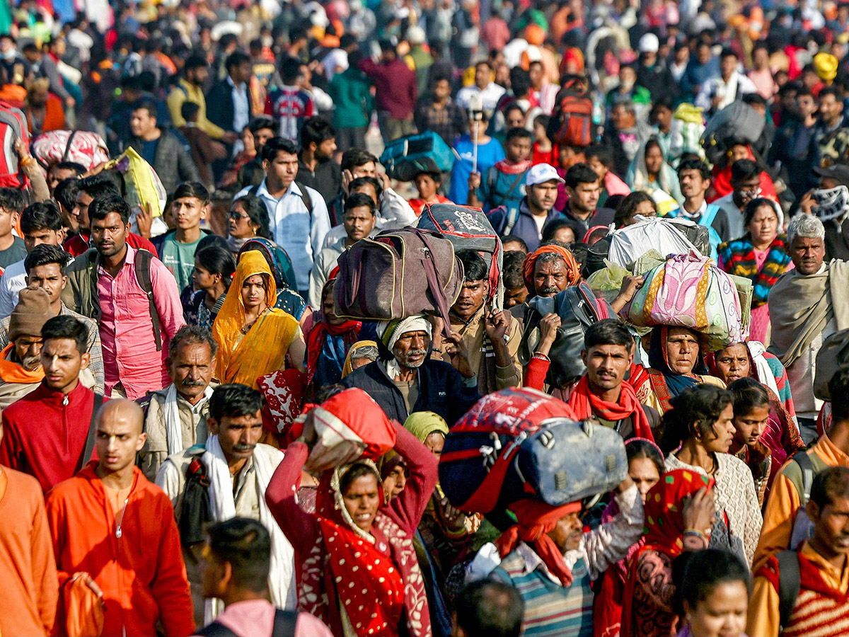 occasion on Maghi Purnima during the Maha Kumbh 2025 in Prayagraj7