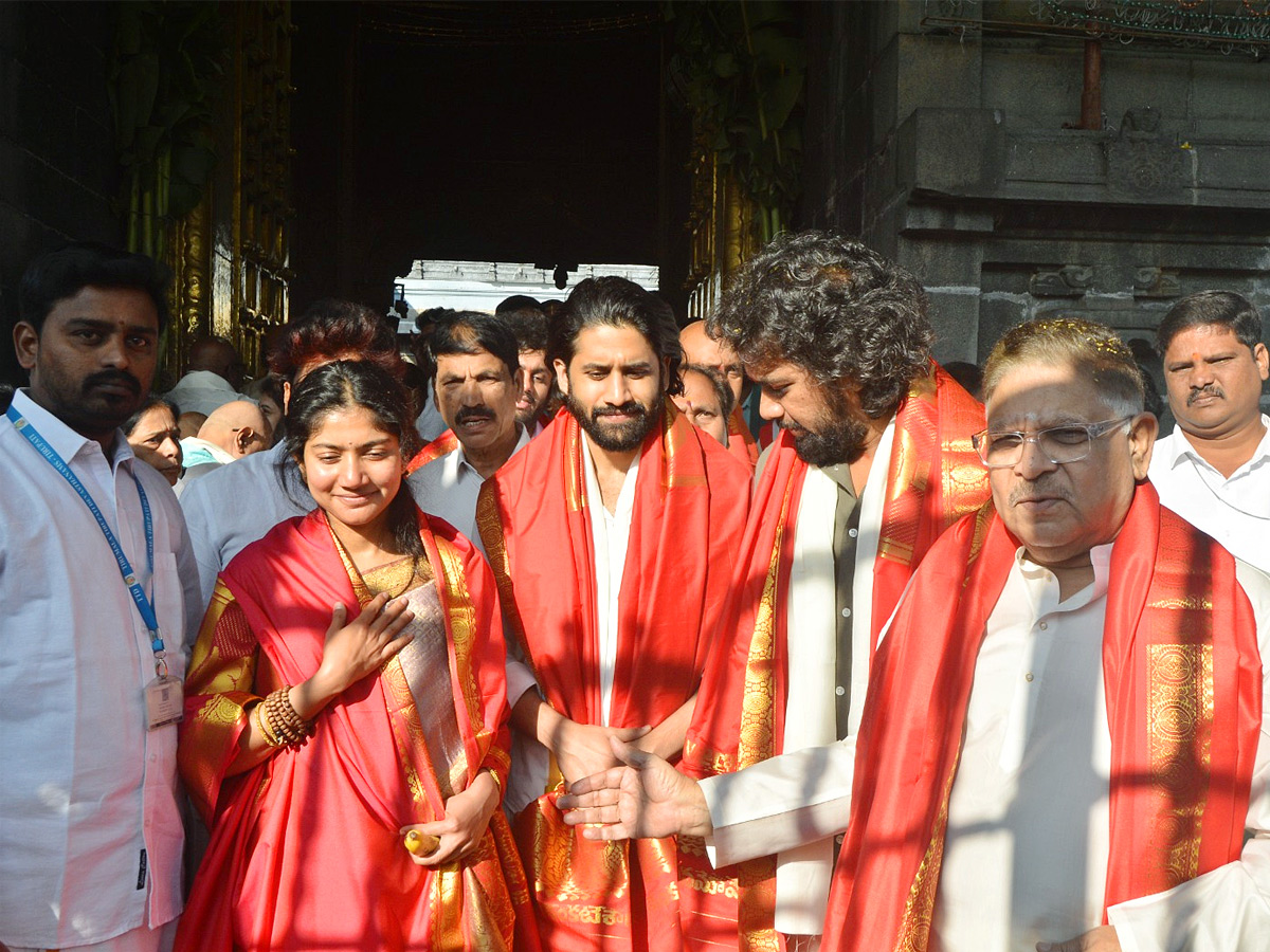 Thandel Movie Team at Tirumala11