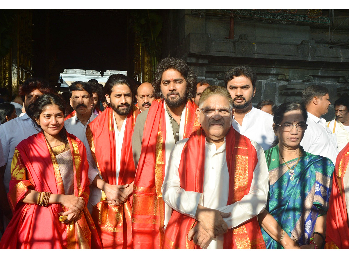 Thandel Movie Team at Tirumala12