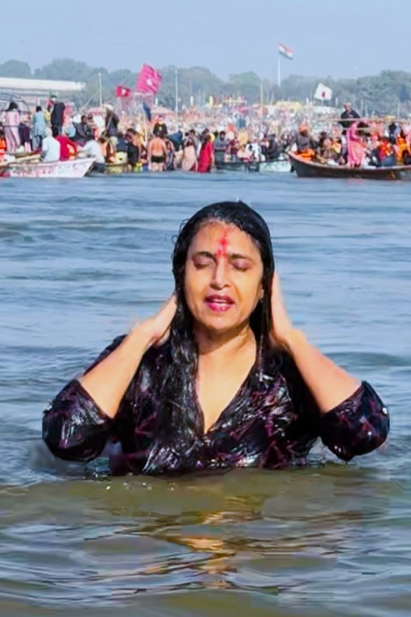 Serial actress Kasturi At Maha Kumbh Mela Photos3