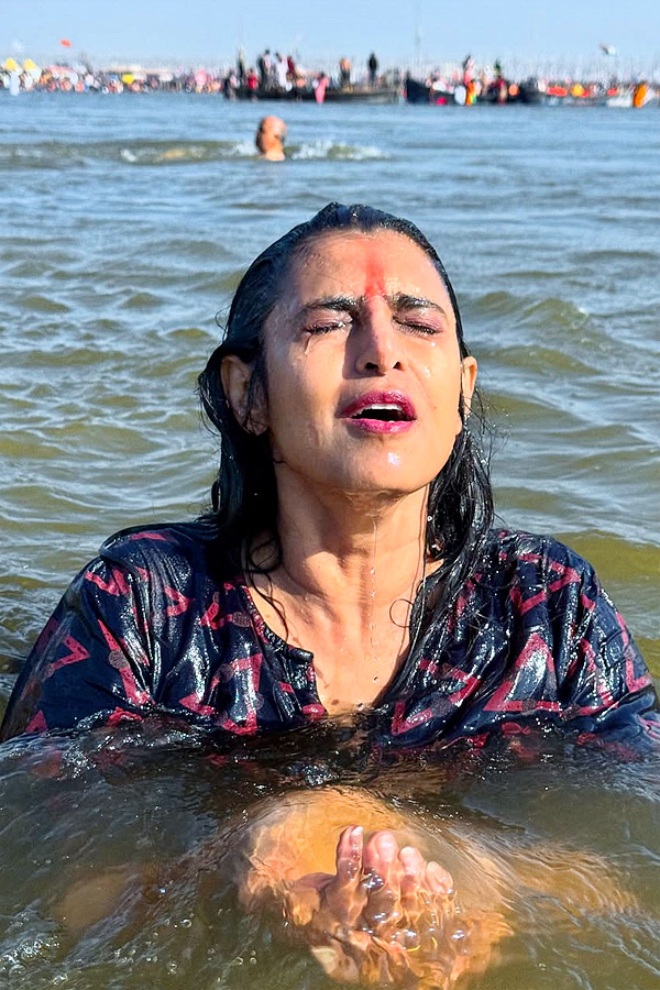 Serial actress Kasturi At Maha Kumbh Mela Photos6