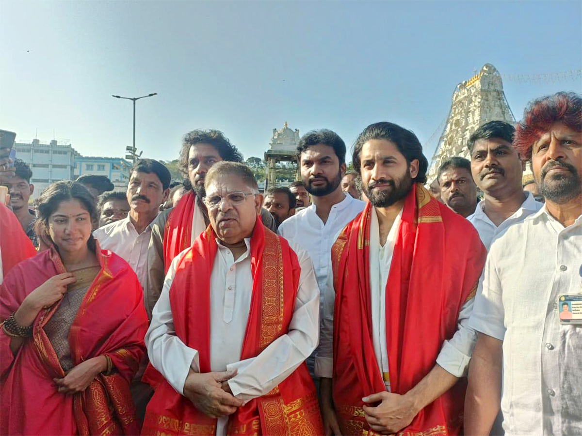 Thandel Movie Team at Tirumala5