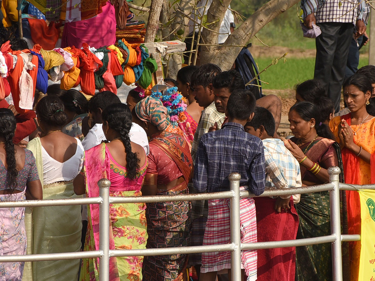 Mini Medaram Jatara 2025 at Mulugu District Photos7