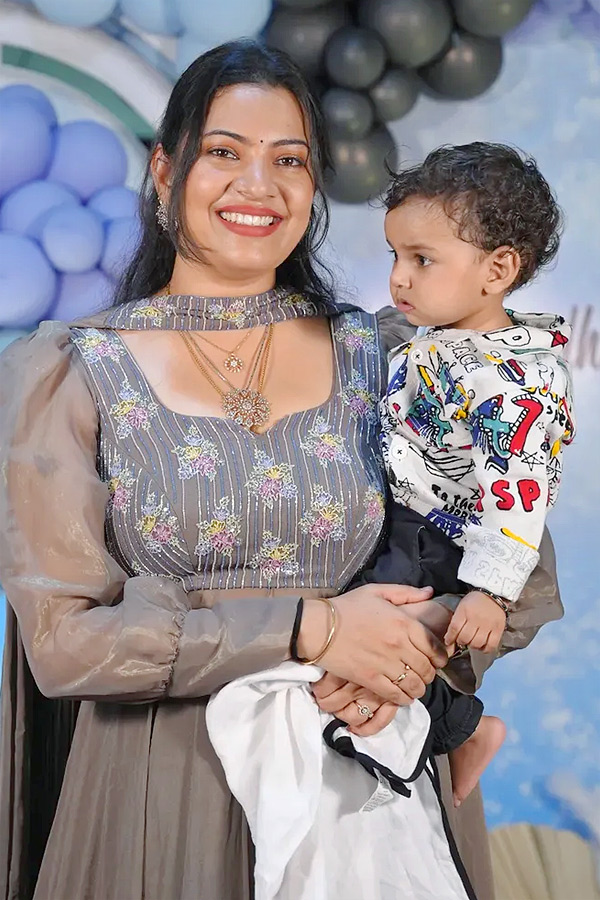 Singer Geetha Madhuri son 1st birthday celebrations Photos6