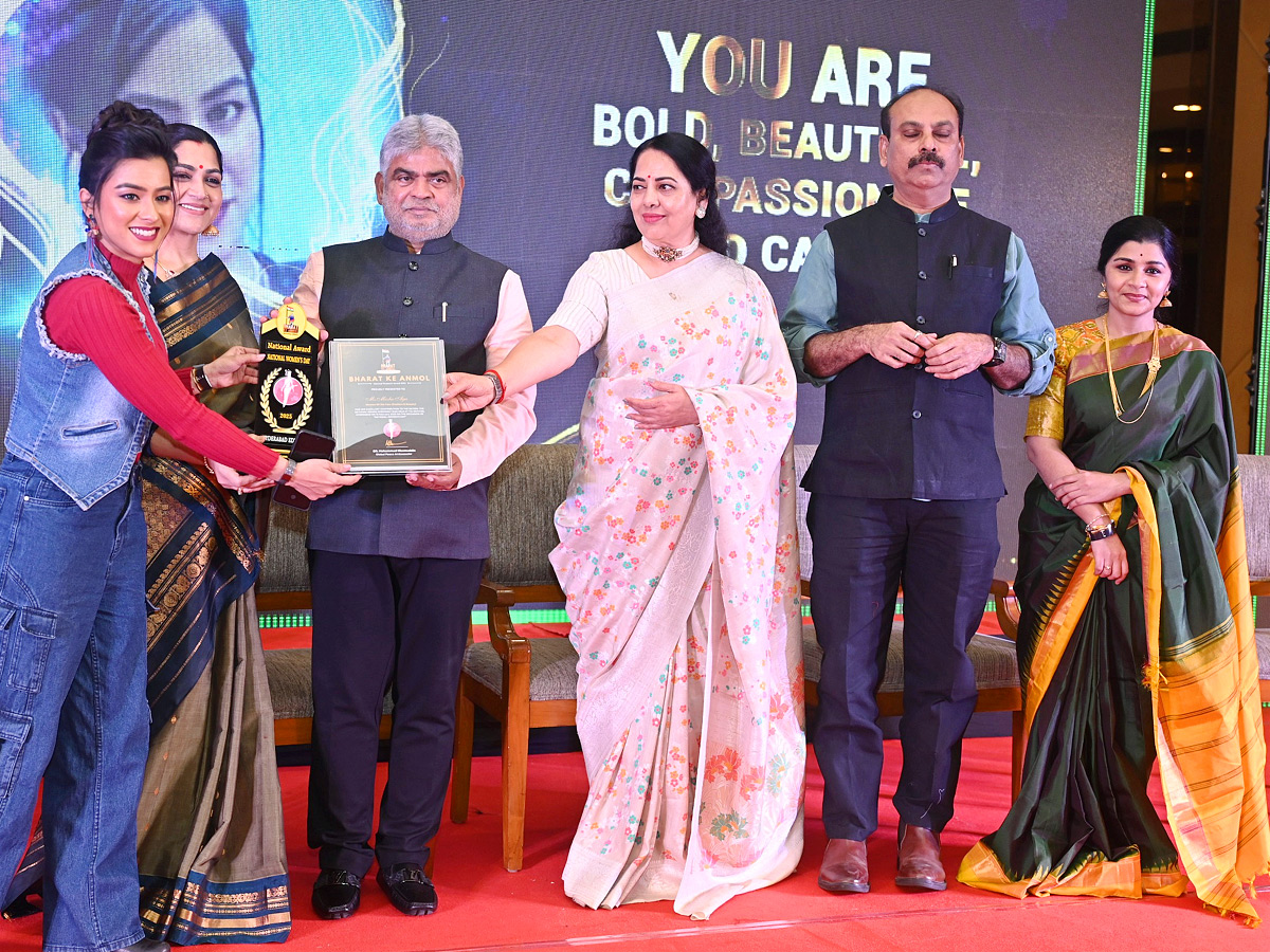 Bharat Ke Anmol women Awards Ceremony Photos14