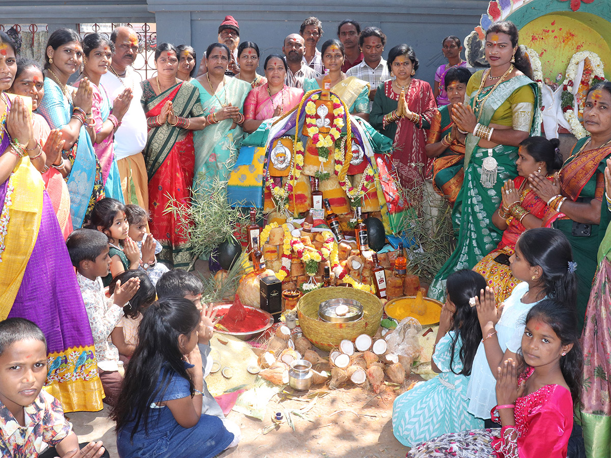 Mini Medaram Jatara 2025 Photos9