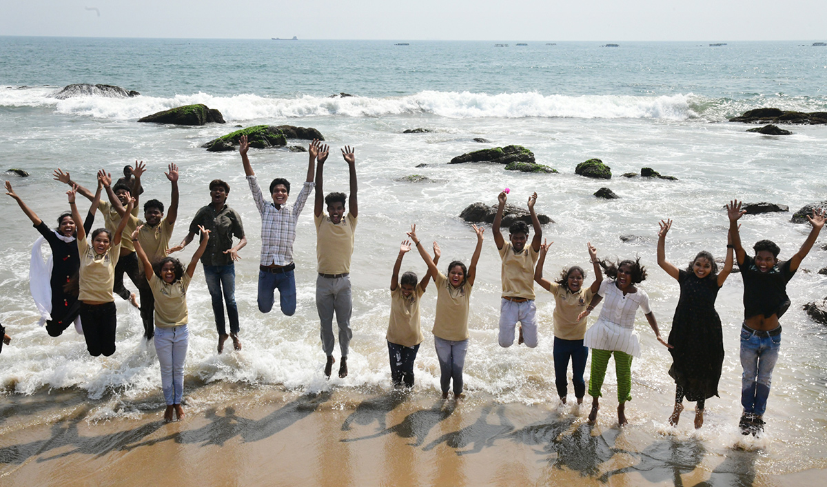 Valentines Day Celebration in Visakhapatnam Rk Beach11