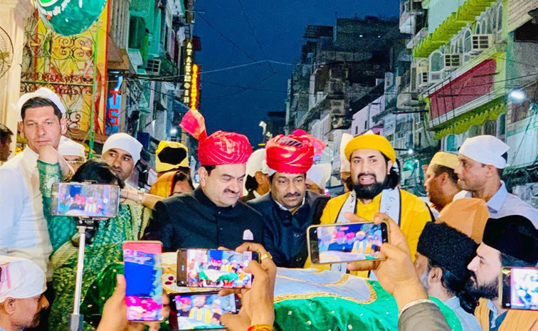 Gautam Adani visits Ajmer Sharif Dargah Photos2