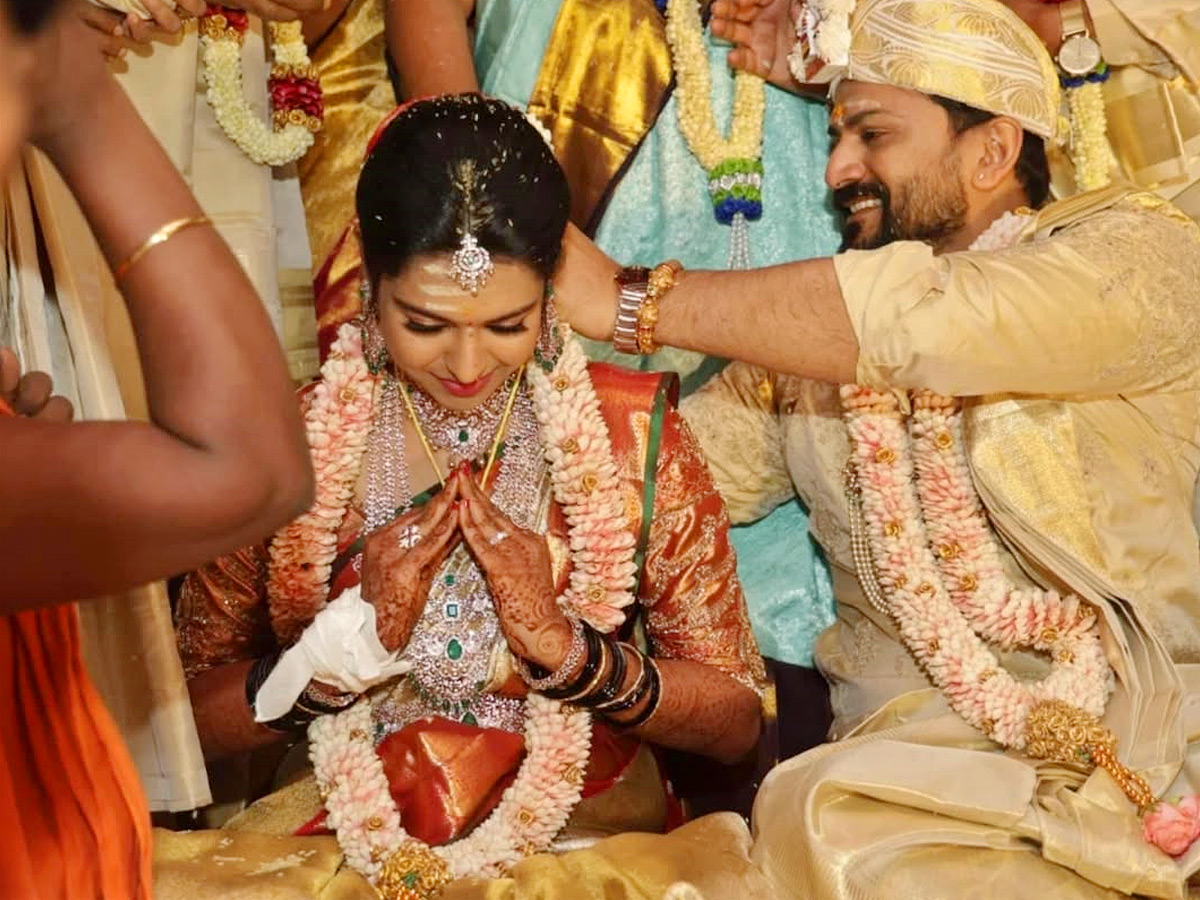 Pushpa 2 Villain Daali Dhananjaya Wedding Photos Viral10