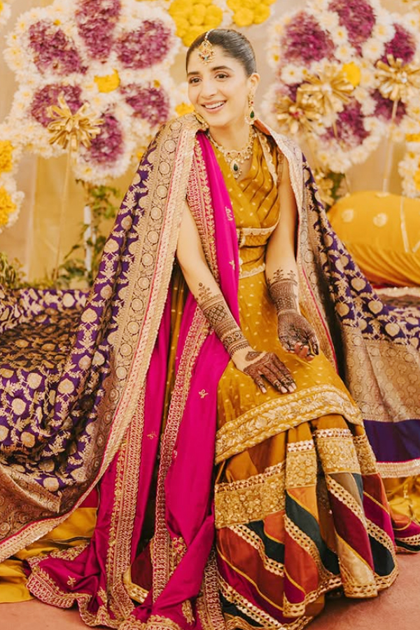 Mawra Hocane In A Traditional Mustard Gharara Looks Ethereal For Her Mehendi Festivities8