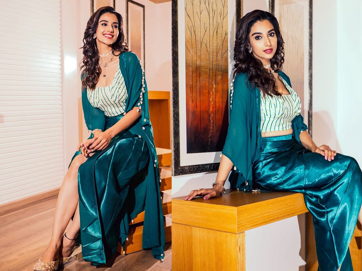 Meenakshi Chaudhary beautiful look in green dress1