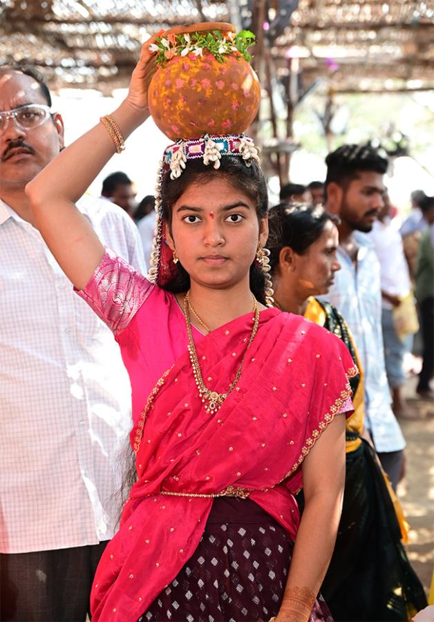 Devotees Rush at Durajpally Peddagattu Jatara 2025 Photos27