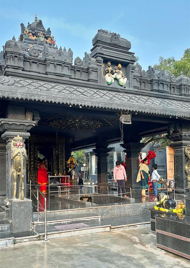 Ardhanareeswara Temple in Hyderabad Photos Goes Viral14