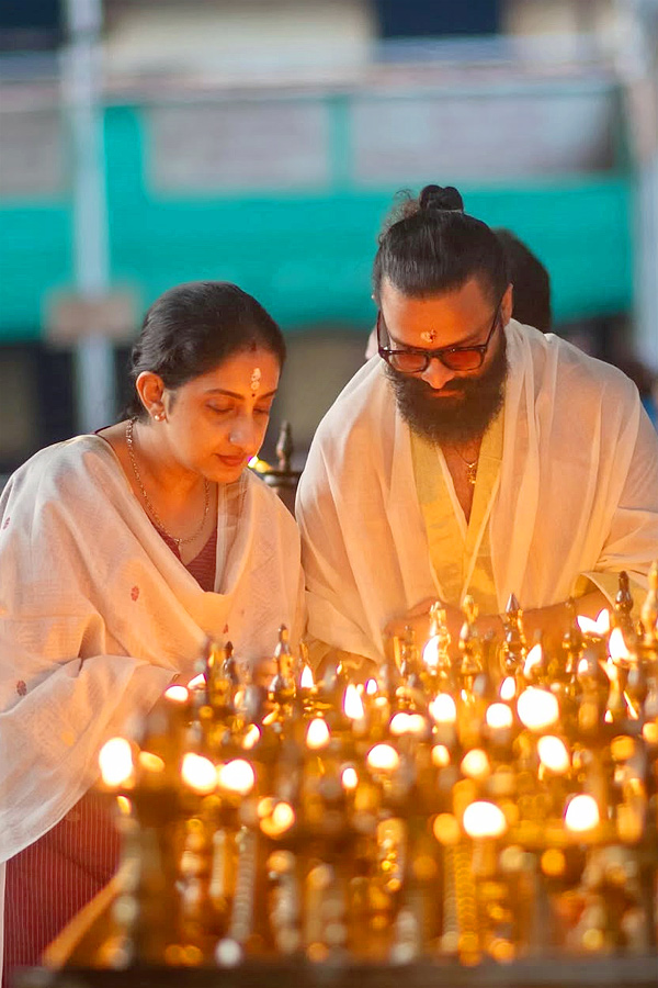 Jailer Movie Villain Vinayakan  Visited Kollur Mookambika temple Photos7