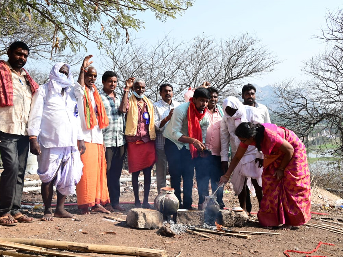 Peddagattu Lingamanthula Swamy Jatara 2025 Photos14