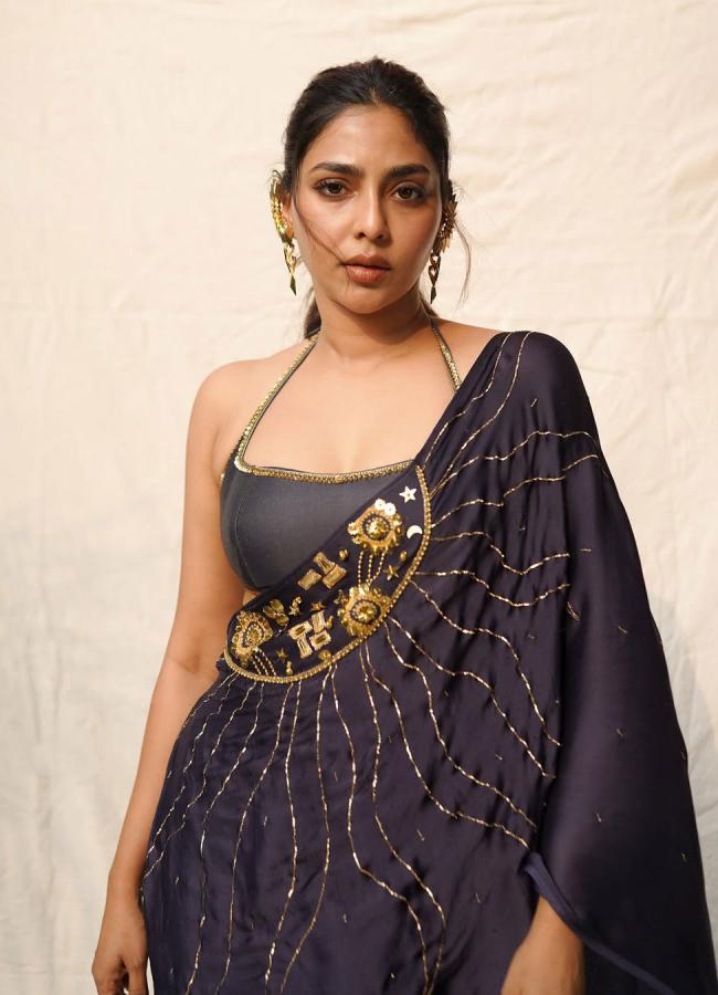 Aishwarya Lekshmi Black Saree Look Photos4