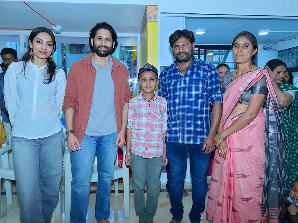 Naga Chaitanya And Sobhita Dhulipala spends time with cancer Children in Hyderabad Photos10