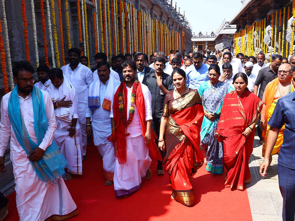 CM Revanth Reddy Inaugurates Yadadri Golden Vimana Gopuram: Photos11