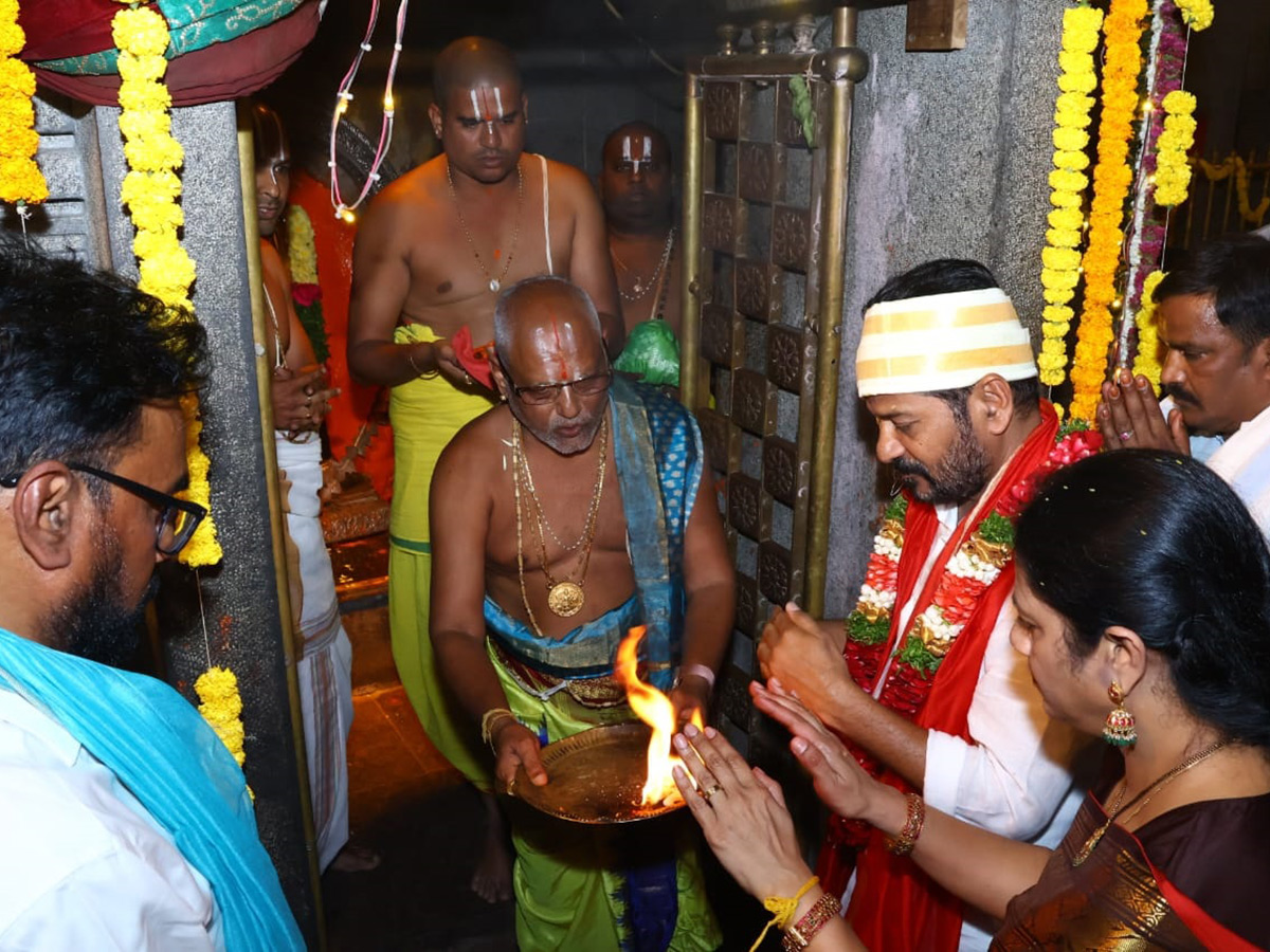 CM Revanth Reddy Inaugurates Yadadri Golden Vimana Gopuram: Photos15