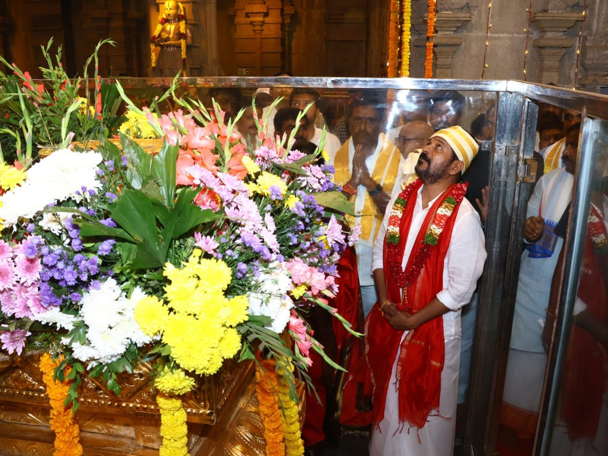 CM Revanth Reddy Inaugurates Yadadri Golden Vimana Gopuram: Photos17