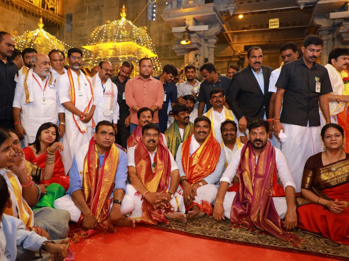 CM Revanth Reddy Inaugurates Yadadri Golden Vimana Gopuram: Photos20