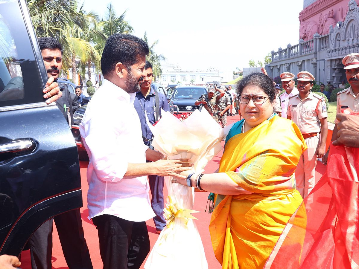 CM Revanth Reddy Inaugurates Yadadri Golden Vimana Gopuram: Photos21