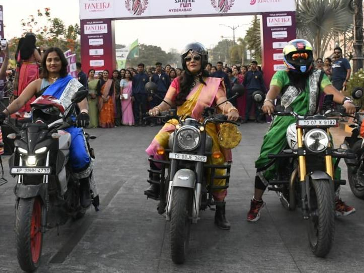 Taneira Saree Run 2025 in Hyderabad: Photos4