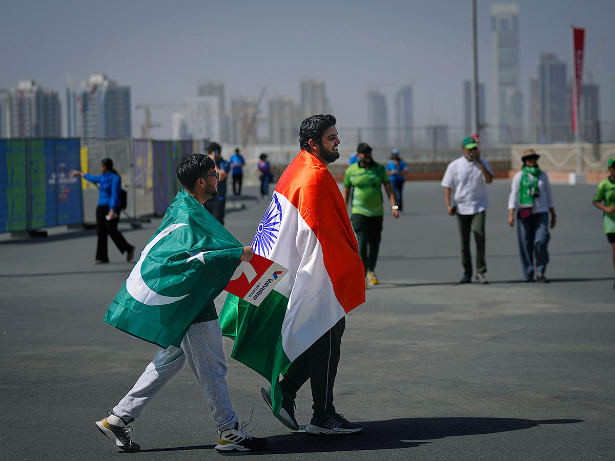 India vs Pakistan match in ICC Champions Trophy at Dubai16