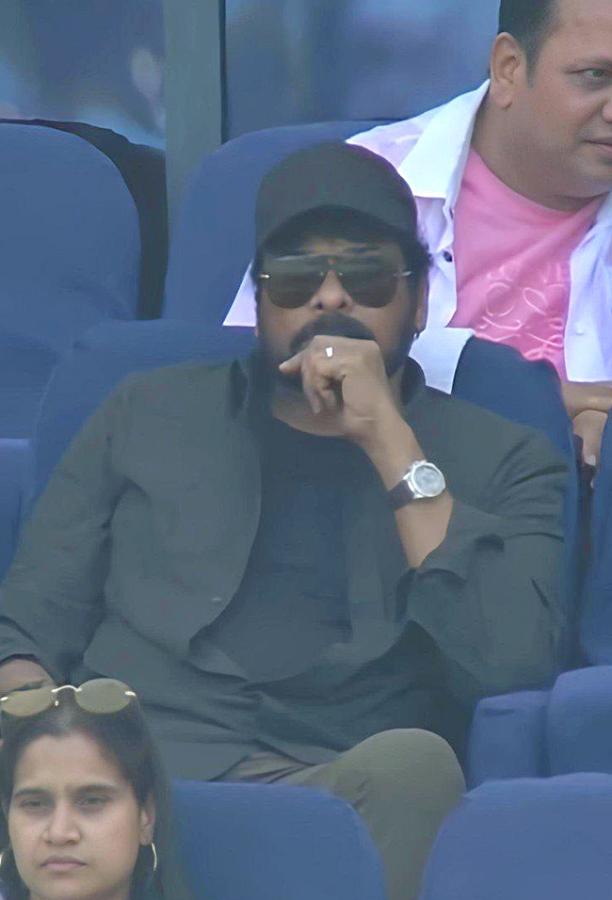 megastar chiranjeevi at india vs pakistan match14