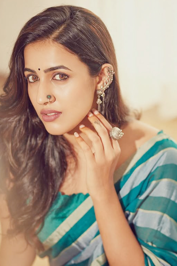 Niharika konidela mesmerizing photo clicks10