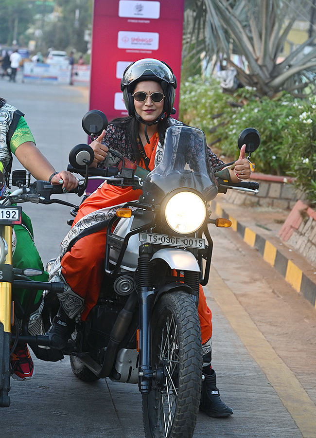 Taneira Saree Run Hyderabad 2025 Photos26