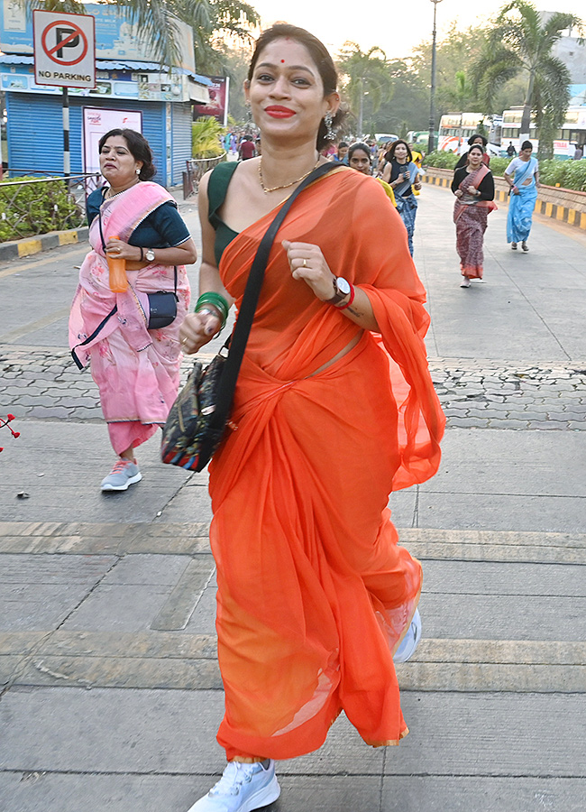 Taneira Saree Run Hyderabad 2025 Photos28