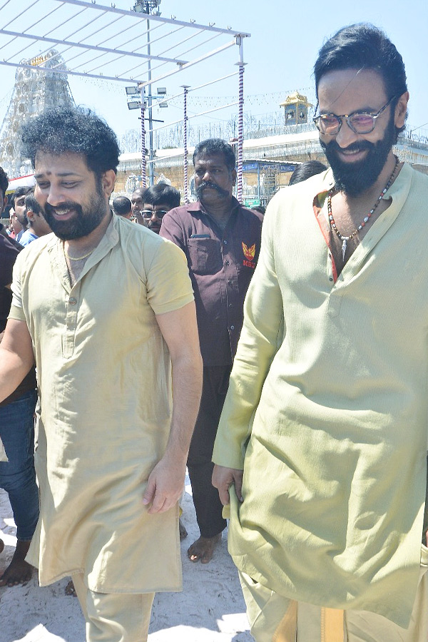 Manchu Vishnu And Siva Balaji Visits Tirumala Photos11