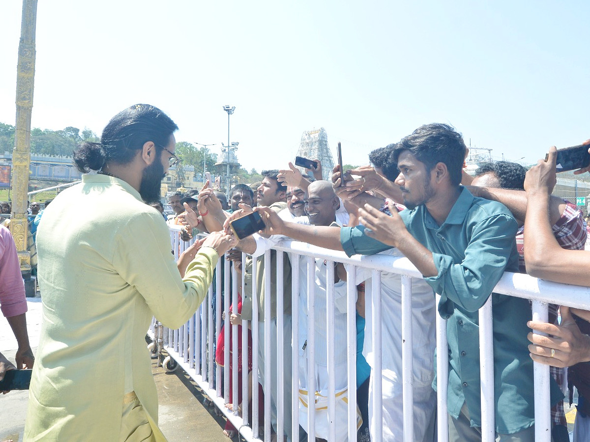 Manchu Vishnu And Siva Balaji Visits Tirumala Photos7