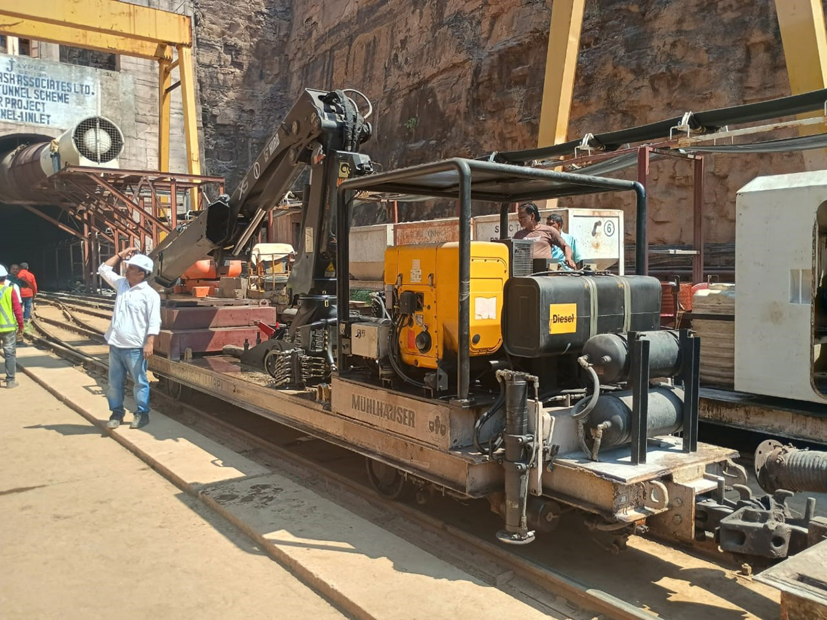 Rescue Operations Ongoing At SLBC Tunnel Collapse Photos11