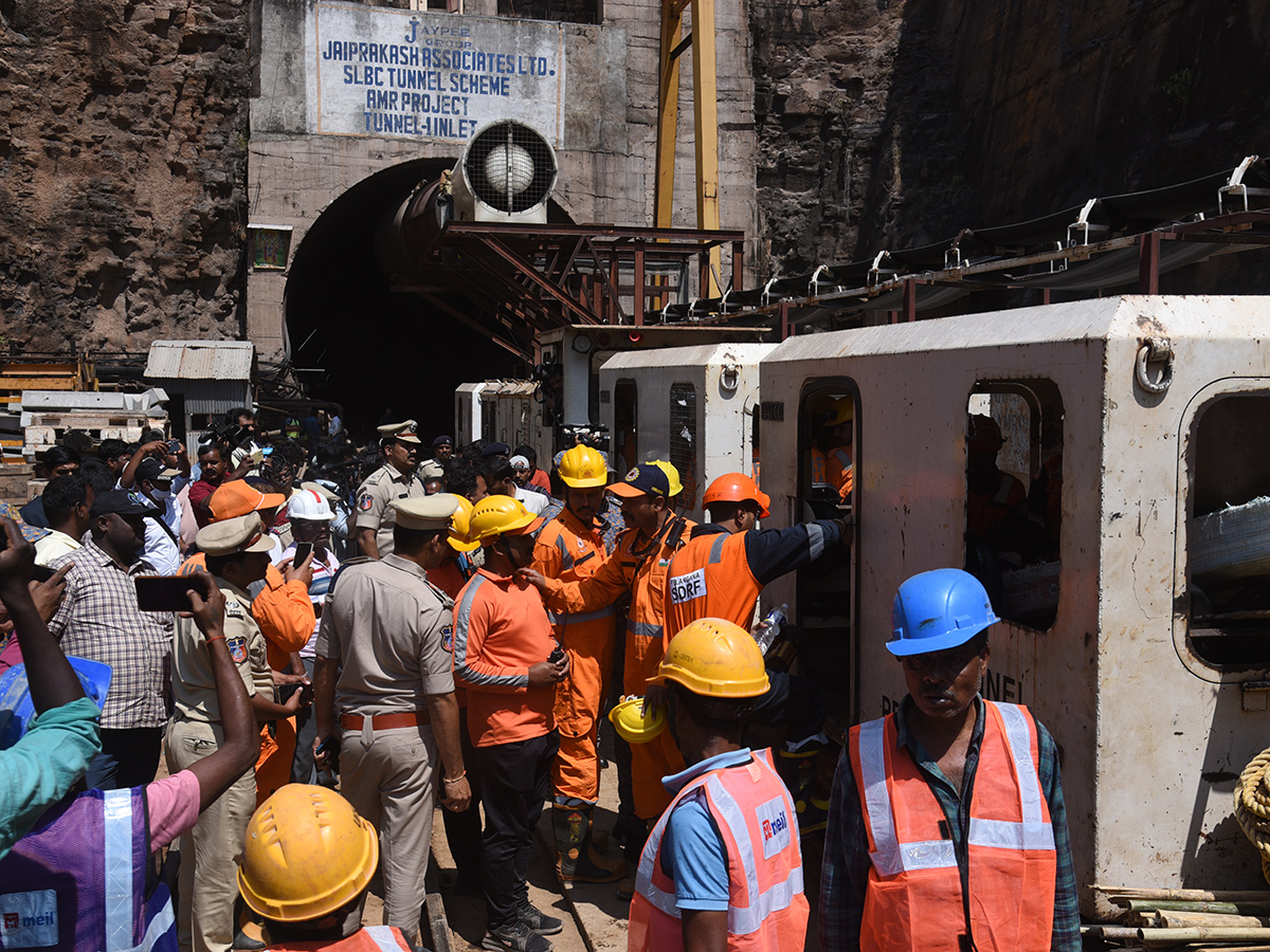 Rescue Operations Ongoing At SLBC Tunnel Collapse Photos21